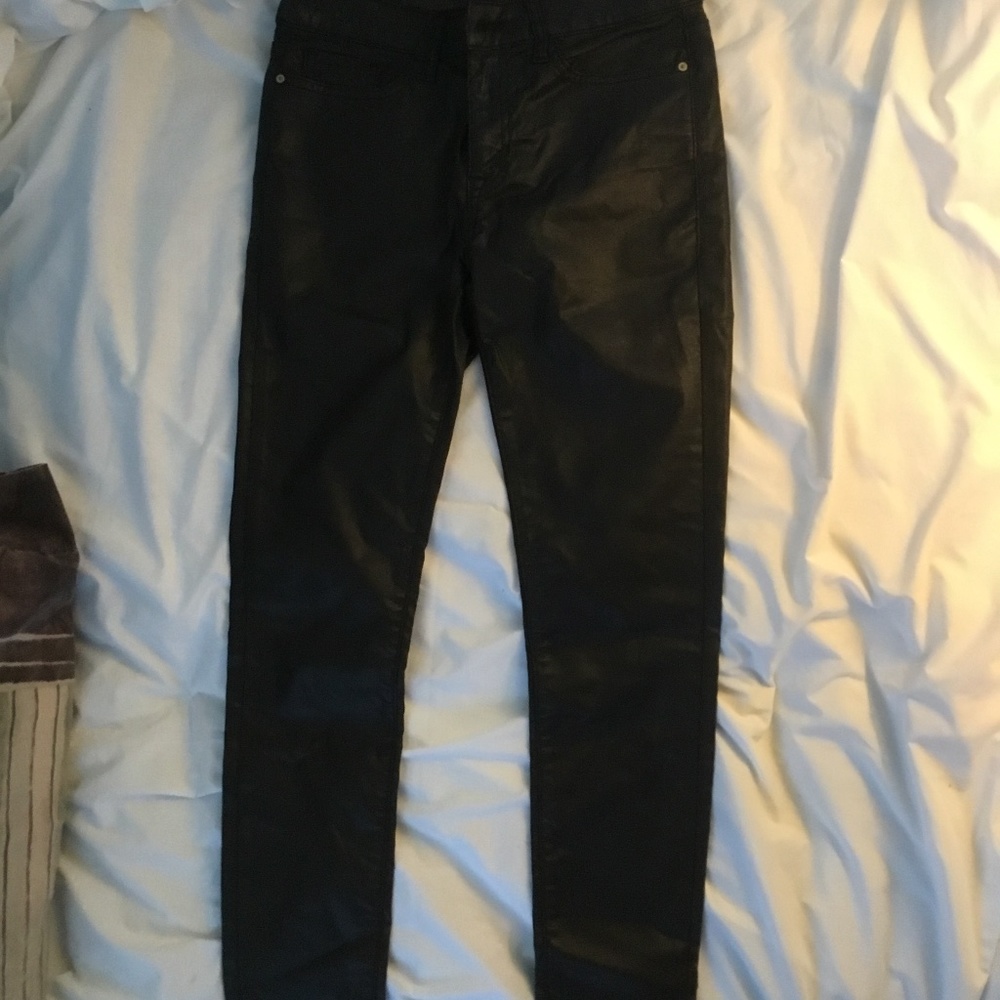 Tommy Hilfiger Black  pants size 4.